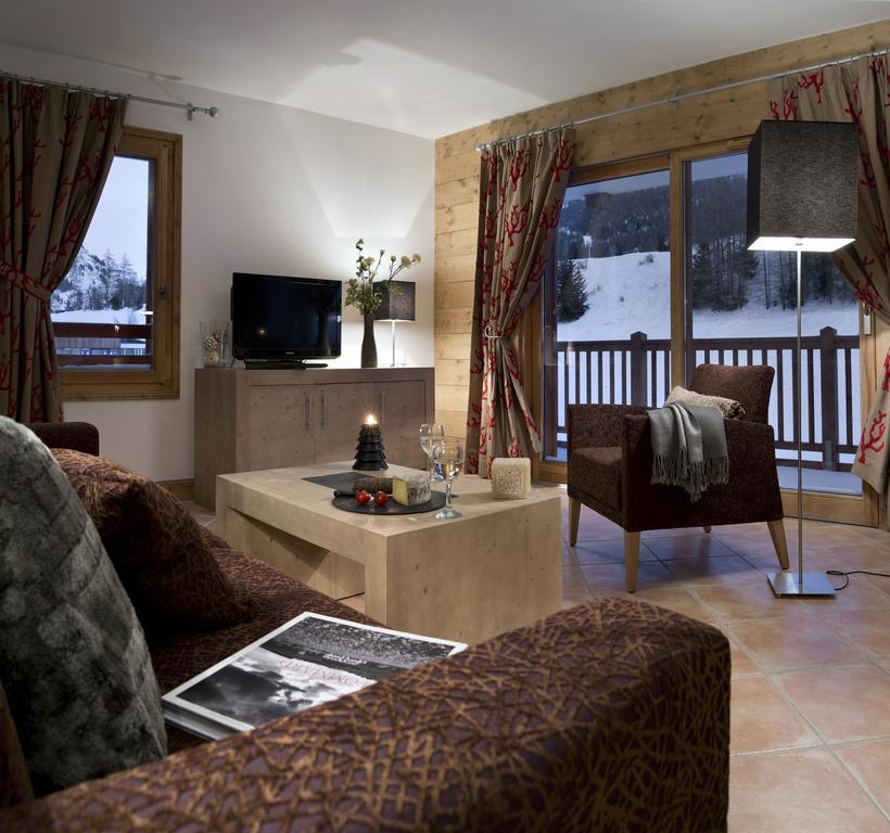 Cgh Residence Boutique Les Chalets De Layssia Samoëns Rom bilde